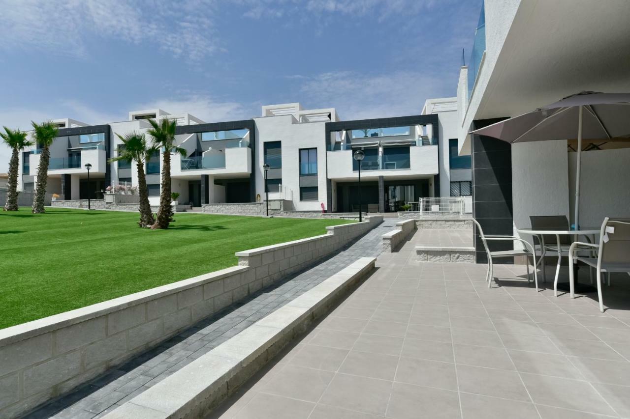 Oasis Beach IX Torrevieja Exterior foto